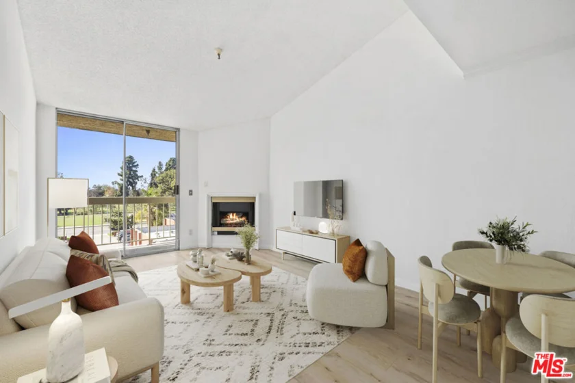 5143 Bakman Avenue #406 photo 1