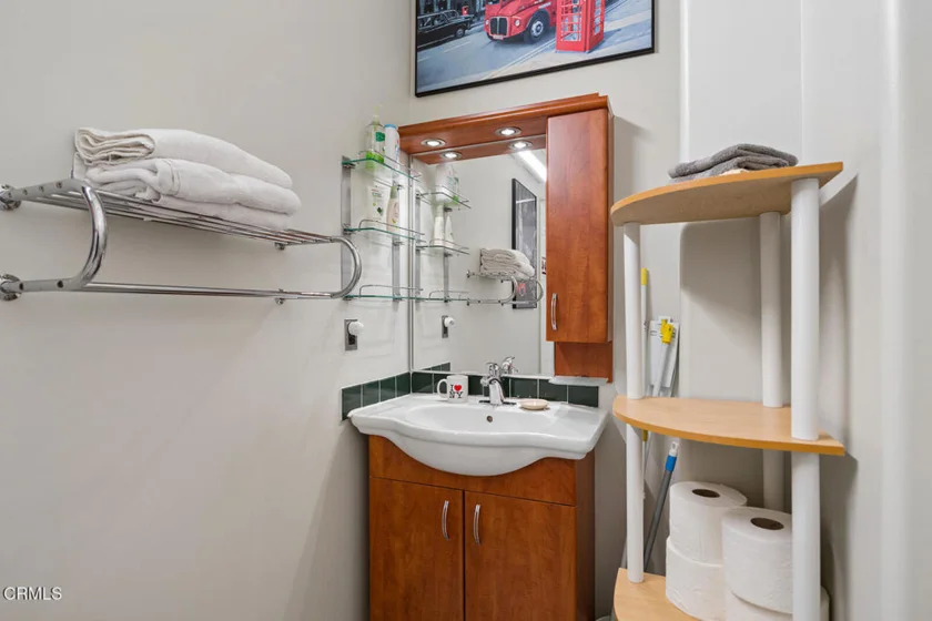 312 W 5th Street #625 photo 12