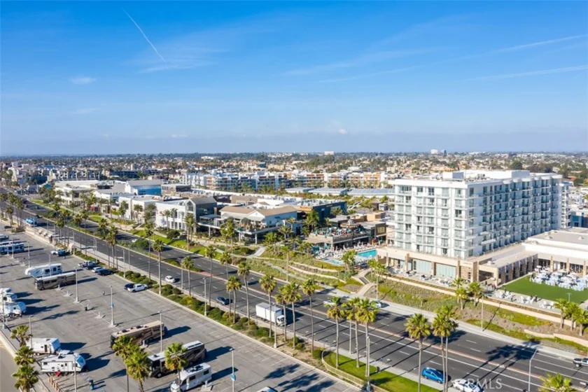 200 Pacific Coast Highway #M50 photo 44