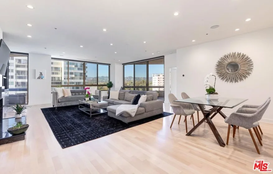 10430 Wilshire Boulevard #803 photo 1