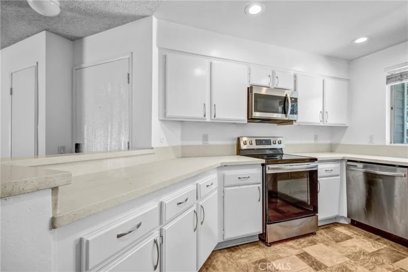 25335 Pine Creek photo 4