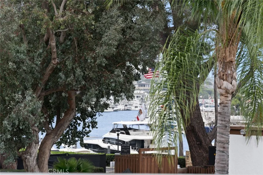 1030 Bayside Cove #702 photo 30