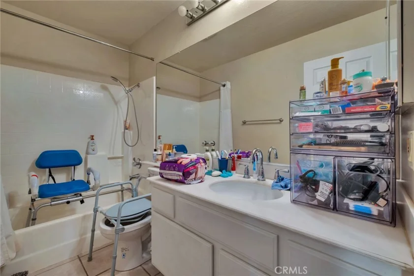 7402 Yellowtail Drive #201 photo 13