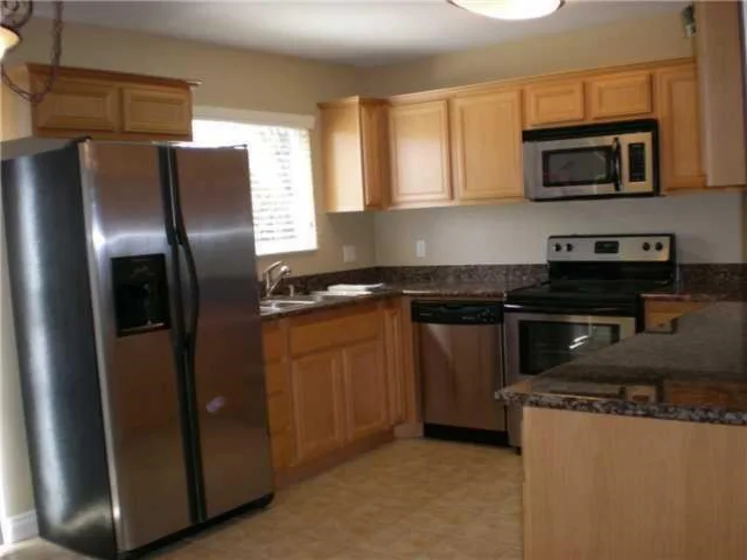 1000 S S Mollison Avenue #1 photo 1