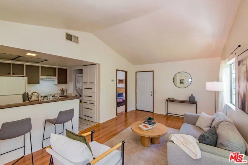 7025 Glade Avenue #24 photo 22