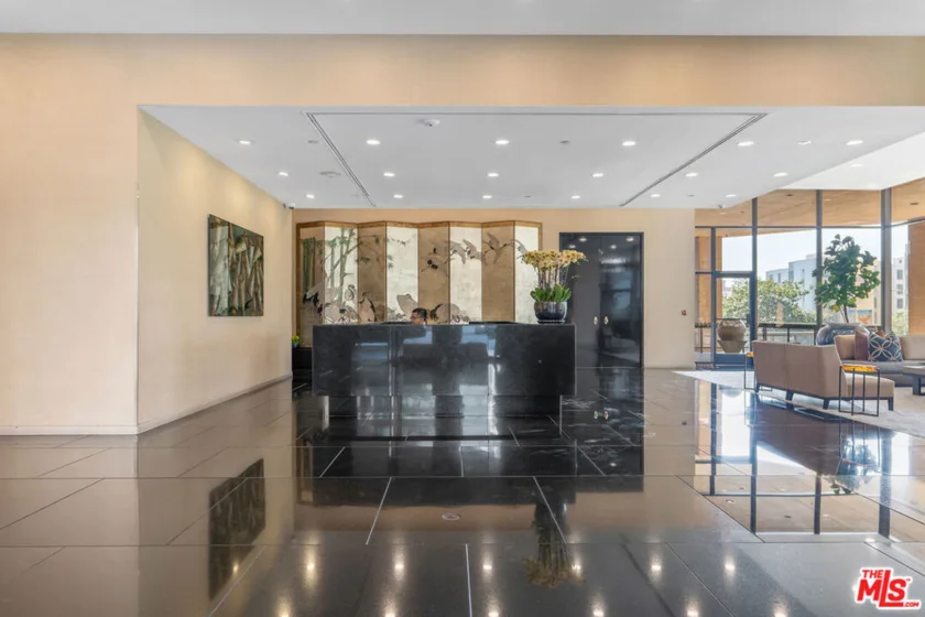 10430 Wilshire Boulevard #606 photo 31