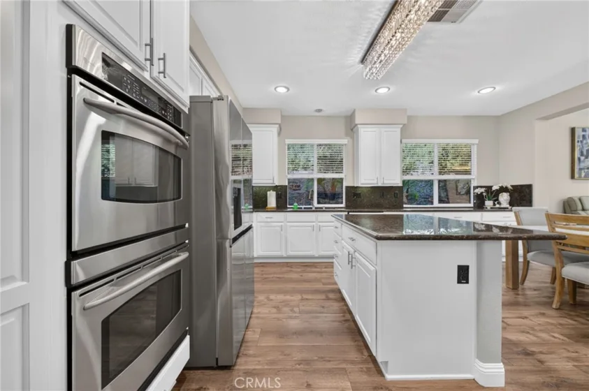 42111 Majestic Court photo 24