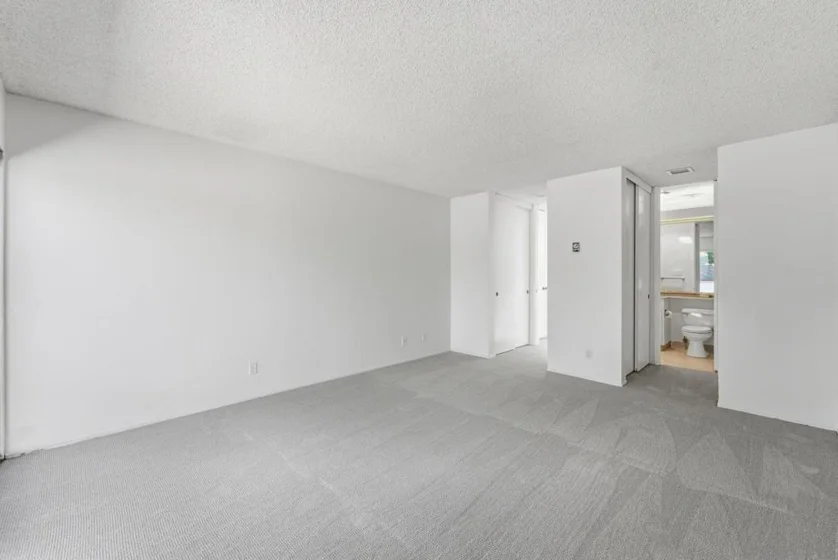 4545 Collwood #14 photo 18