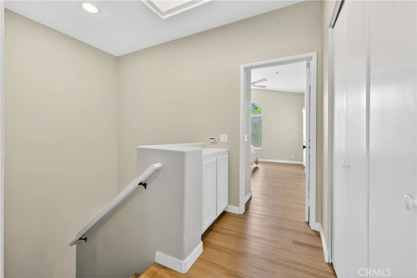 2329 Sunningdale photo 14