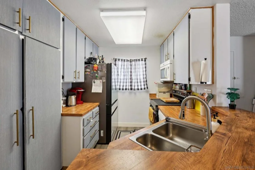 9725 Mesa Spring #177 photo 6
