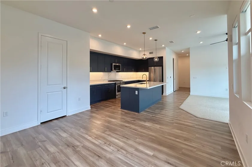 1130 S Urbana photo 5