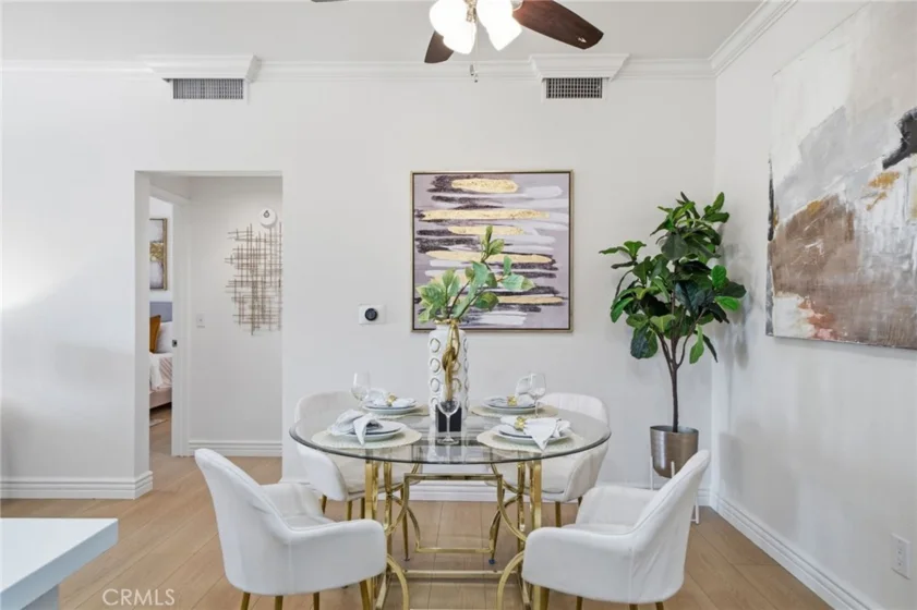 225 Gallery photo 9