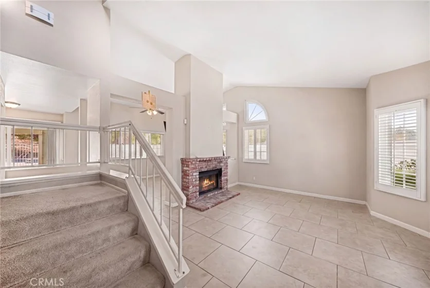 41875 Humber Drive photo 4