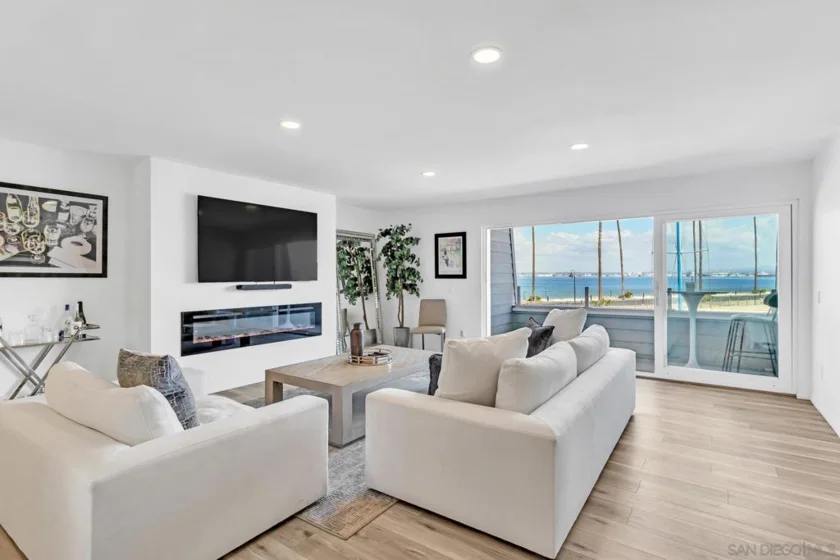 32 Montego Court photo 1