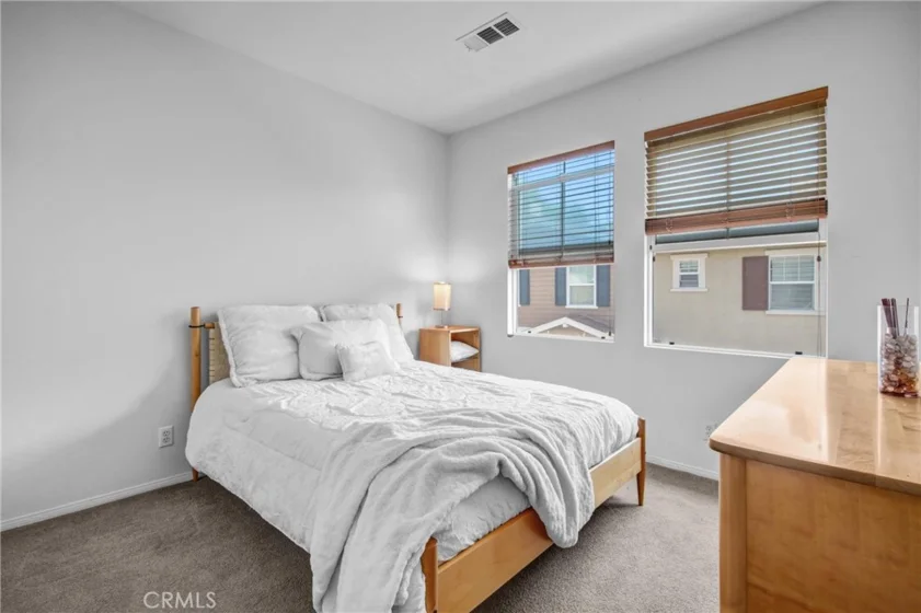 2175 Cittadin Drive photo 34