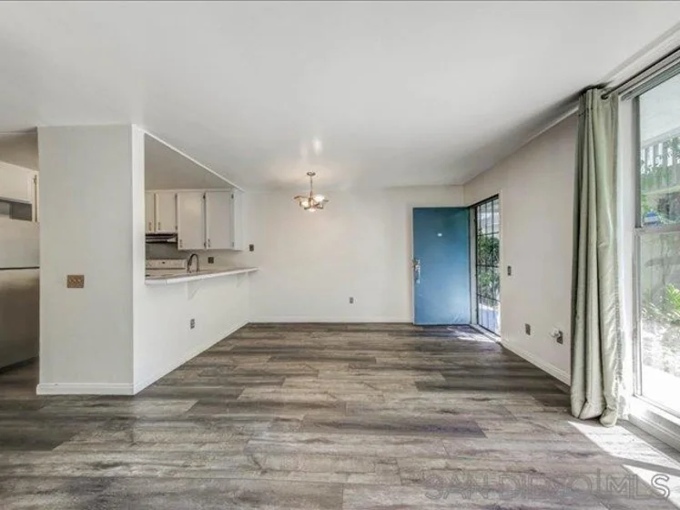 1124 Eureka Street #16 photo 22
