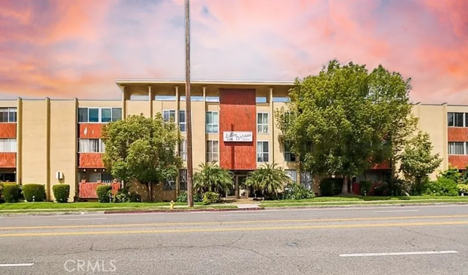 6225 Coldwater Canyon #109 photo 1