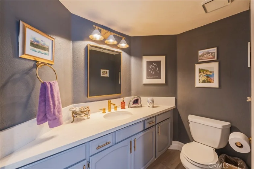 2687 Orange #C photo 11