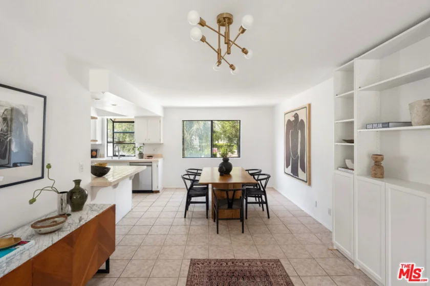 4658 Don Lorenzo Drive #G photo 29