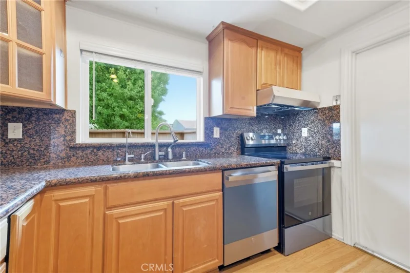 7712 Elder Way photo 9