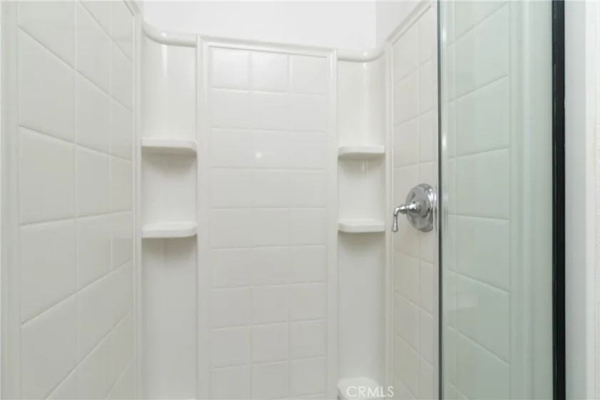 4453 Owens #101 photo 34