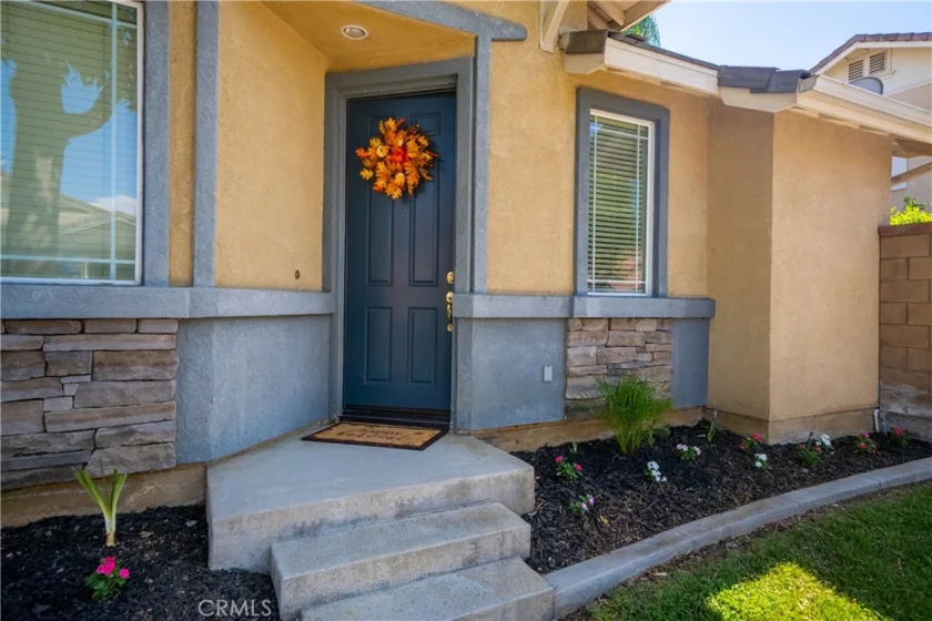4492 Spring Knolls Court photo 1