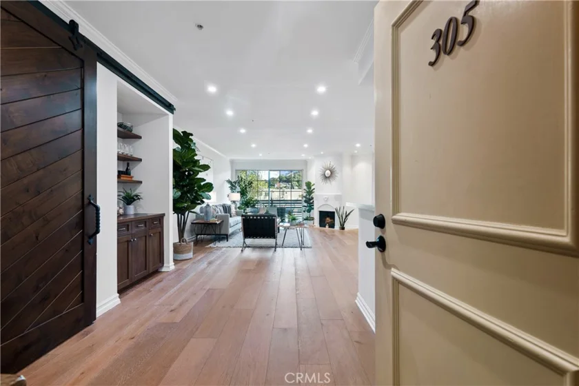 3947 Carpenter Avenue #305 photo 1