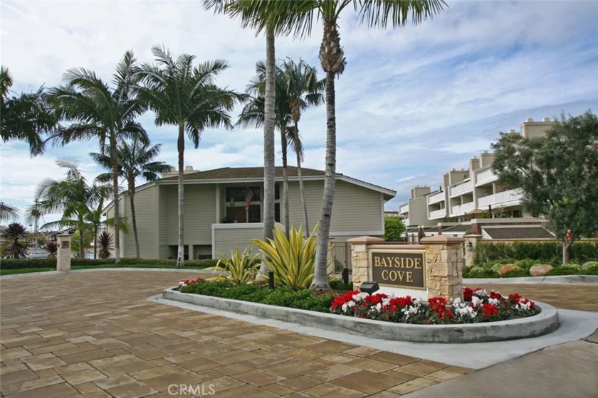 1021 Bayside Cove #309 photo 1