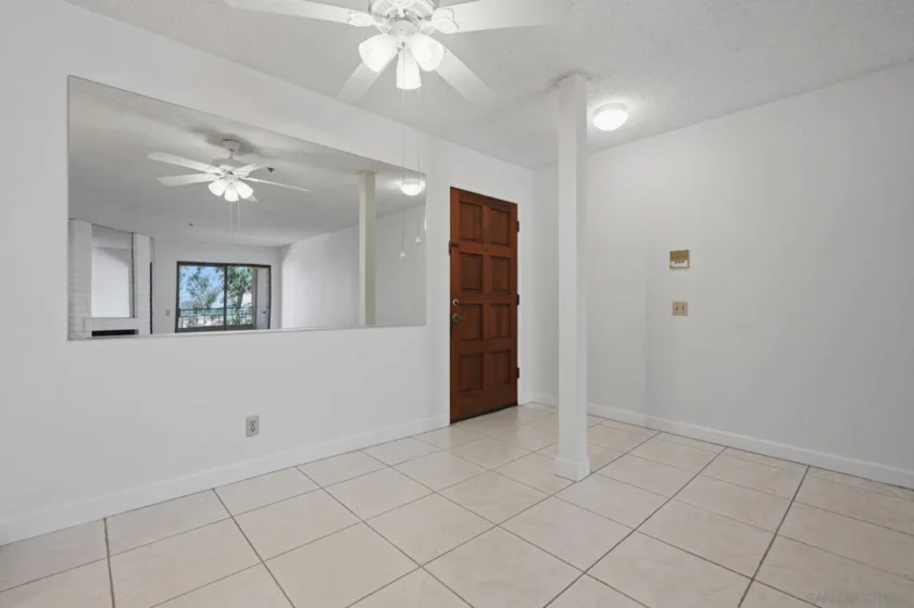 5649 Lake Park #301 photo 19