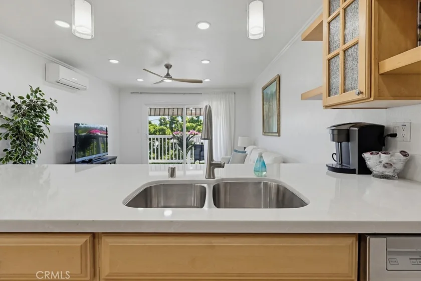 363 Newport Avenue #302 photo 13