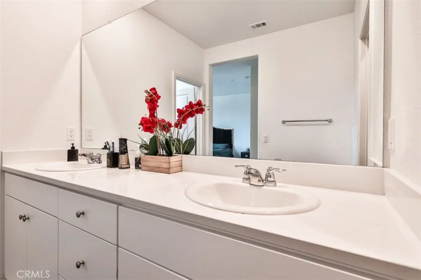 16048 Lasselle Street #2 photo 27