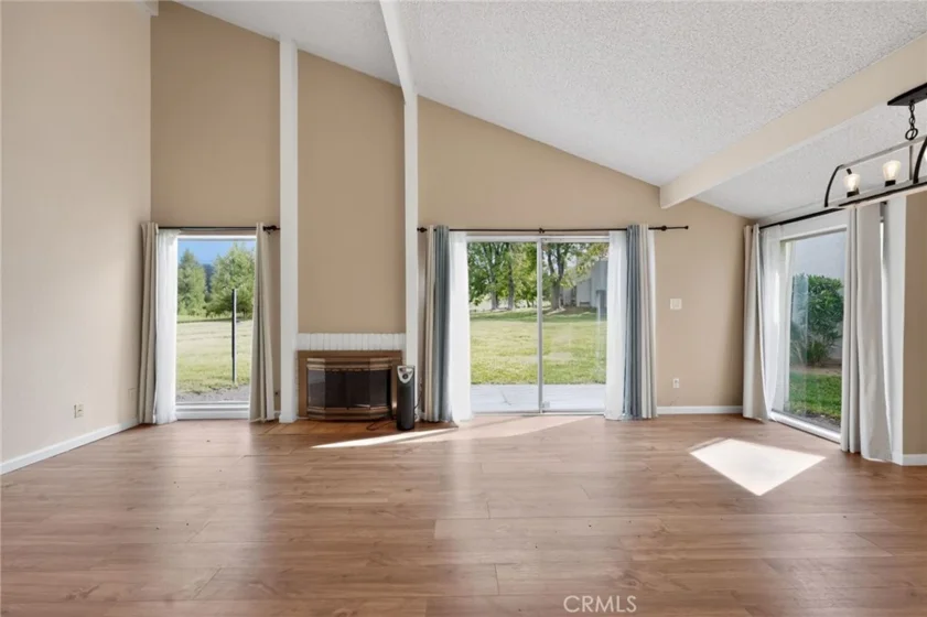 29266 Via Frontera Road photo 4