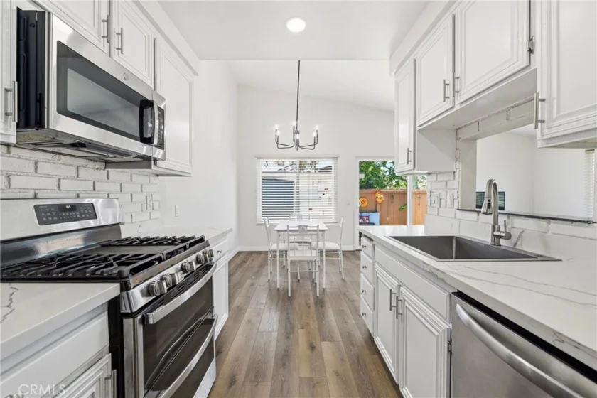 3672 Harbor View Way photo 14