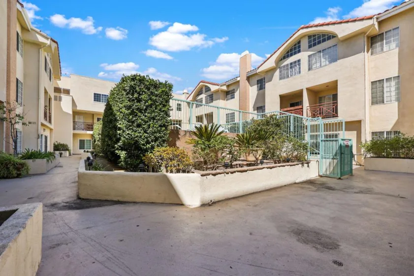 1131 Campbell #212 photo 21