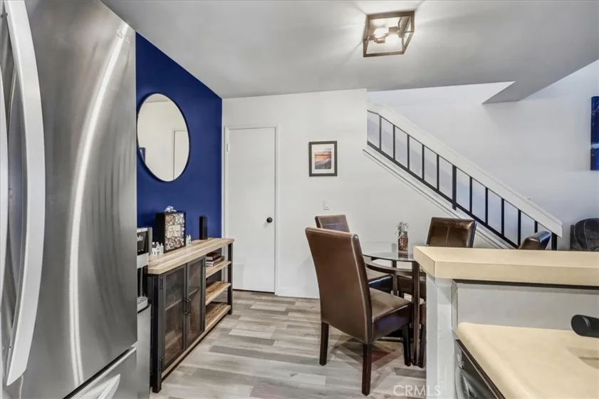 883 W 34th #N photo 25