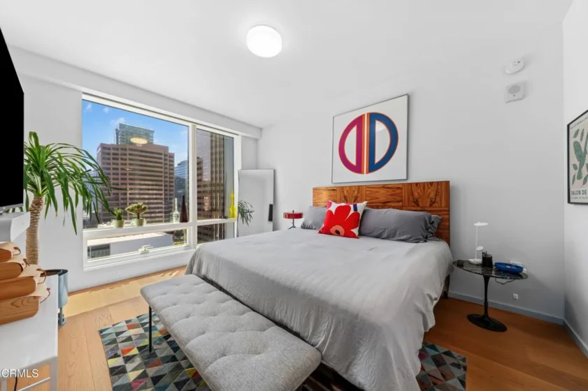877 Francisco Street #1506 photo 7