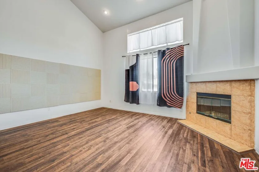 10924 Bloomfield Street #7 photo 6