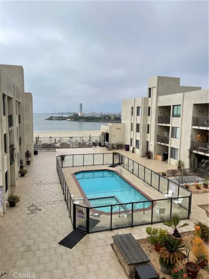 1140 E Ocean Boulevard #320 photo 9