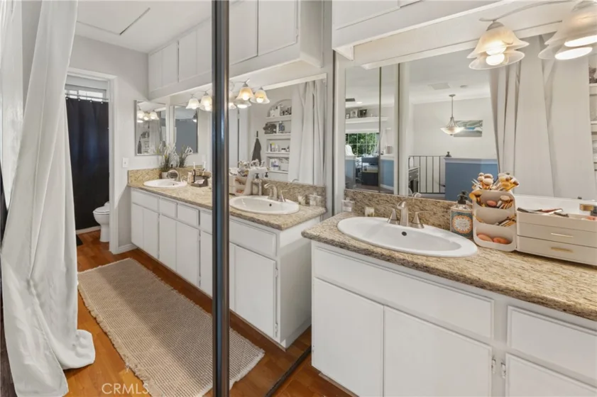 23345 La Crescenta photo 14