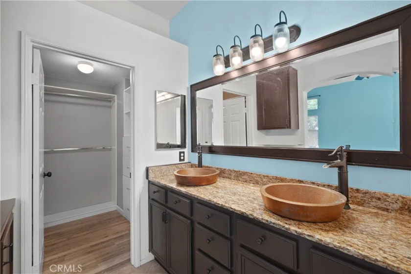 39528 Montebello Way photo 8