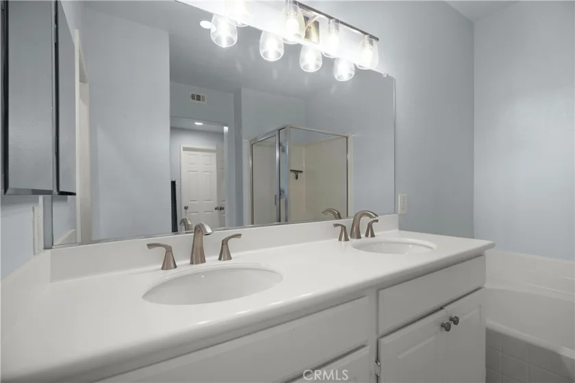 7 Herrick Street photo 8