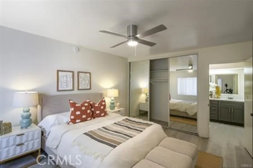5651 Sumner #109 photo 16