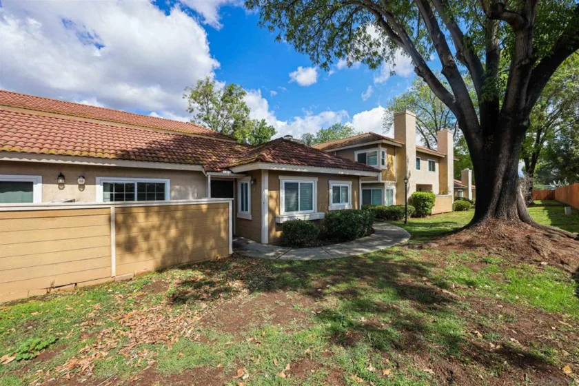 10713 Lisa Meadows Drive #C photo 1