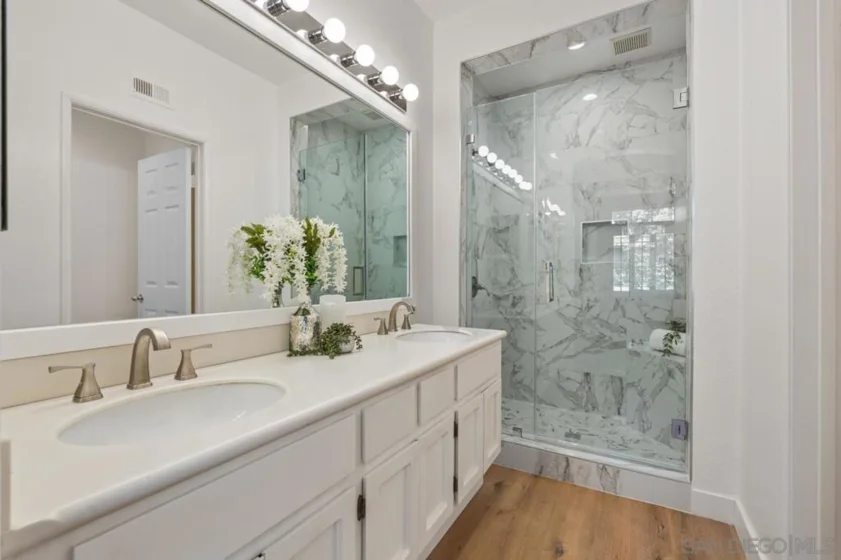 12636 Springbrook #E photo 31