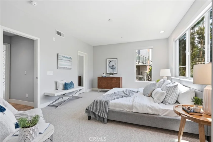 43 Gramercy photo 26