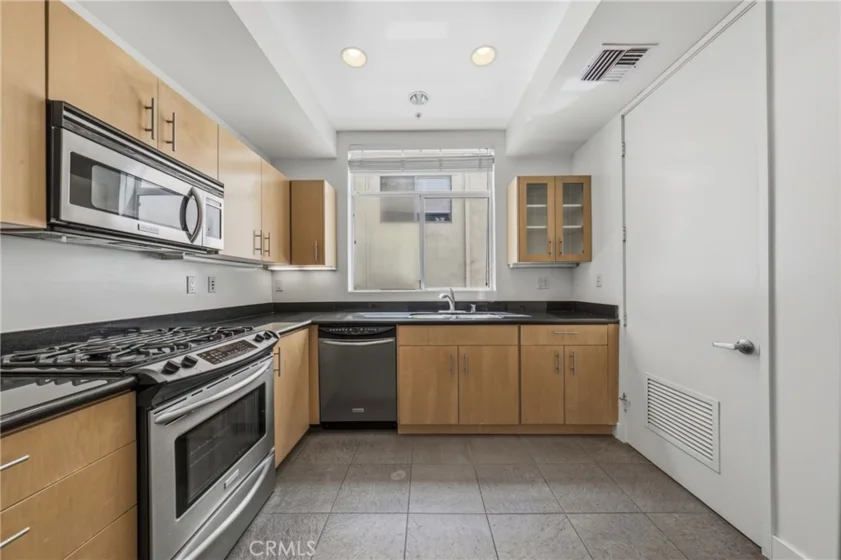 10911 Wellworth #1A photo 30