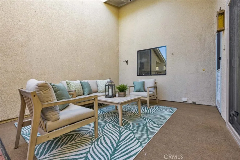 8605 Solano #1005-B photo 7