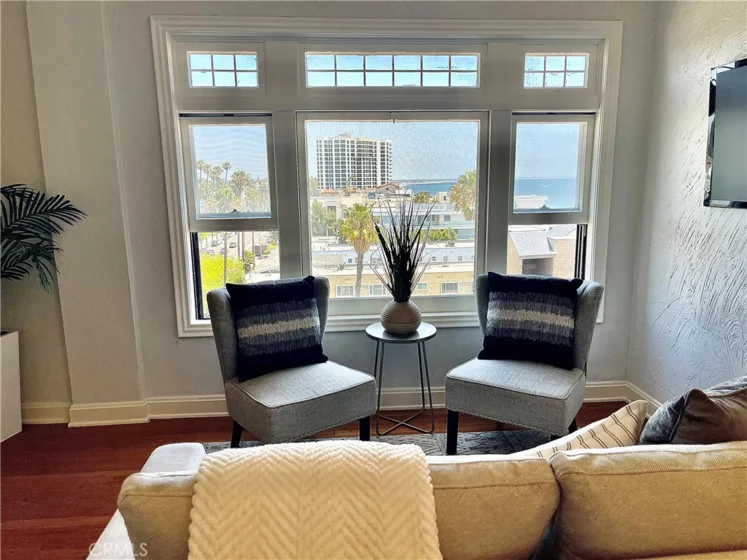 1030 E Ocean #703 photo 1
