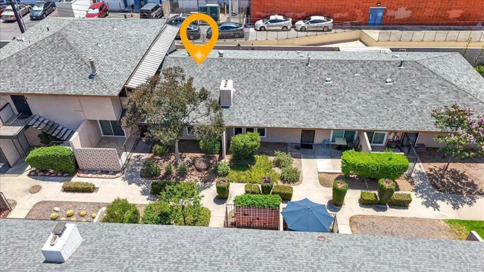 559 Oakdale Lane #C photo 2