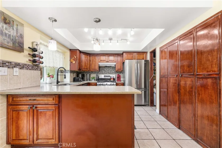 14344 Foothill #501 photo 6